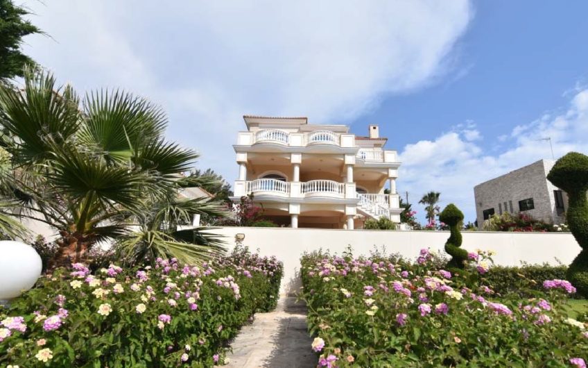 5 Bed VIP Villa with Panoramic Sea-Views in Mesovounia (Also Available For Long-Term-Rent)