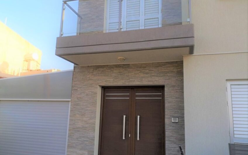4 Bedroom Detached House on Two Levels in Zakaki For Sale – NO VAT
