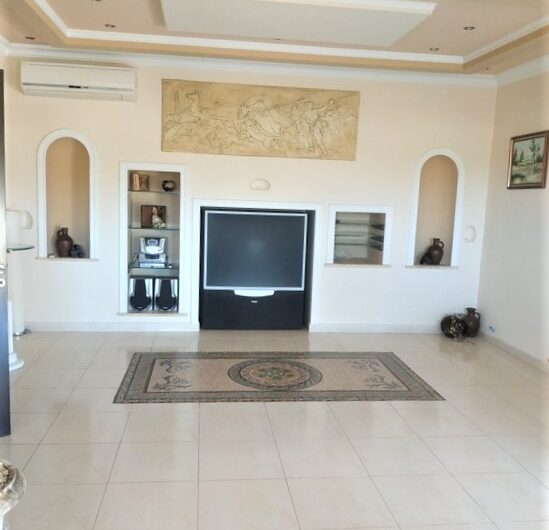 5 Bedroom Villa for Rent in Timi, Paphos