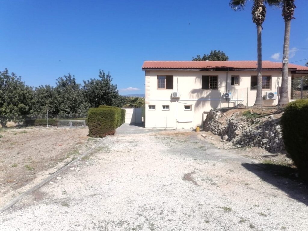 Three Bedroom Detached Villa for Rent in Palodia Limassol